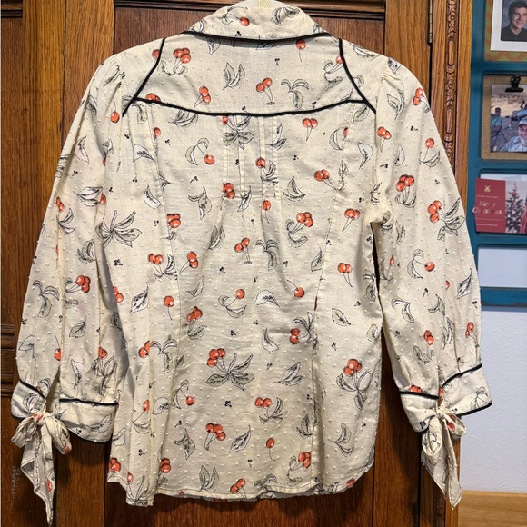 Odille Cream and Red Floral Blouse - Picture 8 of 13